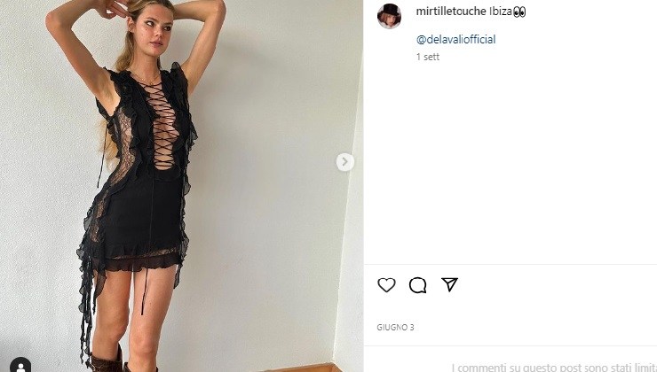 Martina Taglienti nulla sotto vestito