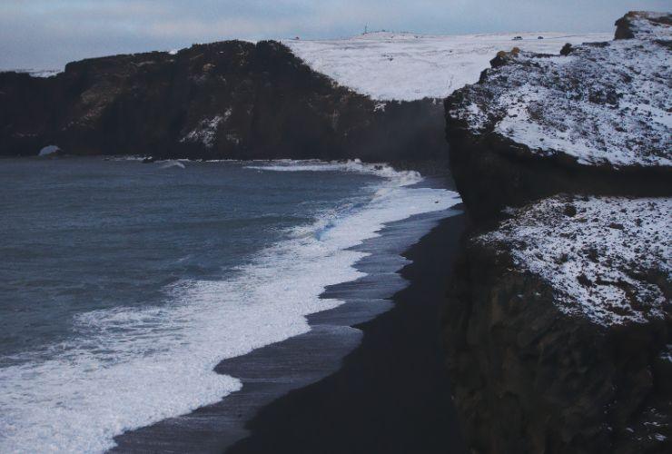 La spiaggia nera in Islanda