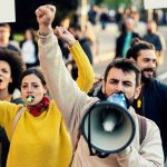 proteste lavoratori e clienti mondoconvenienza