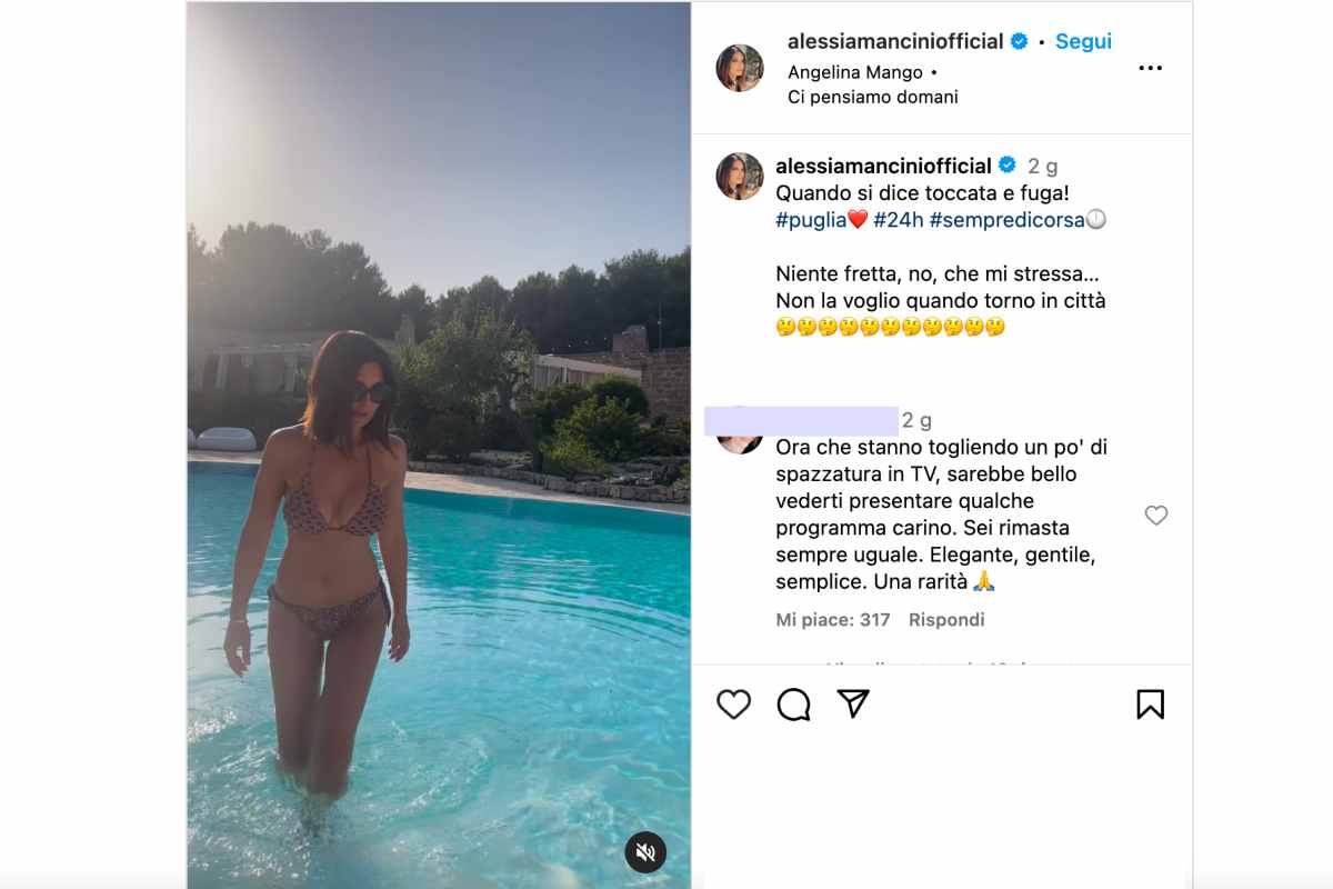 Alessia Mancini in bikini
