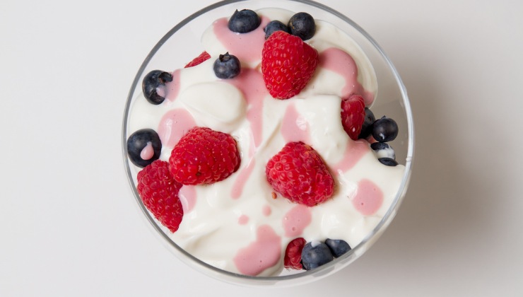 perché non devi mai mangiare lo yogurt così
