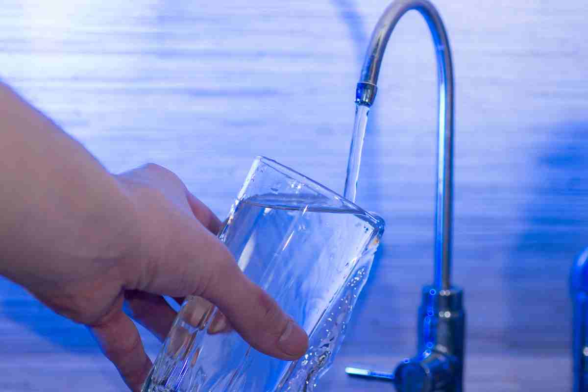 Bere acqua rubinetto: cosa sapere
