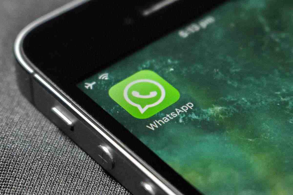 WhatsApp non funzionerà più su alcuni cellulari: ecco perché e dettagli
