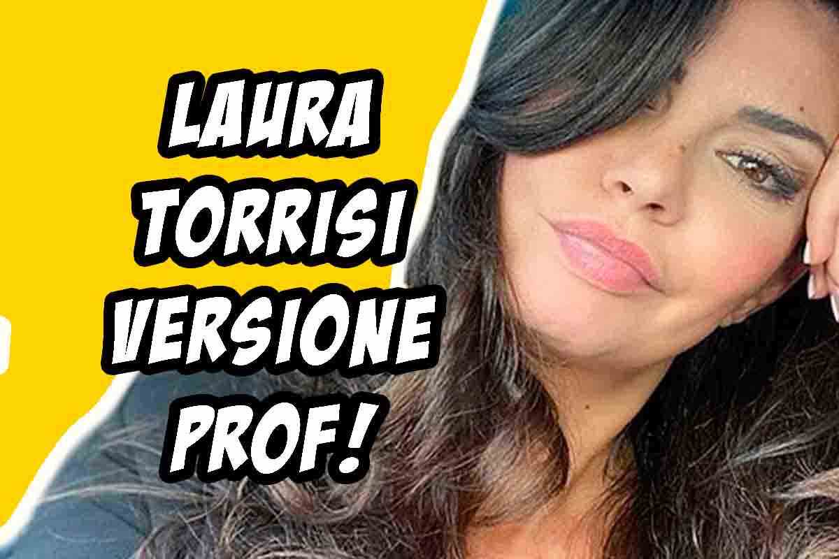 Laura Torrisi in versione professoressa sui social