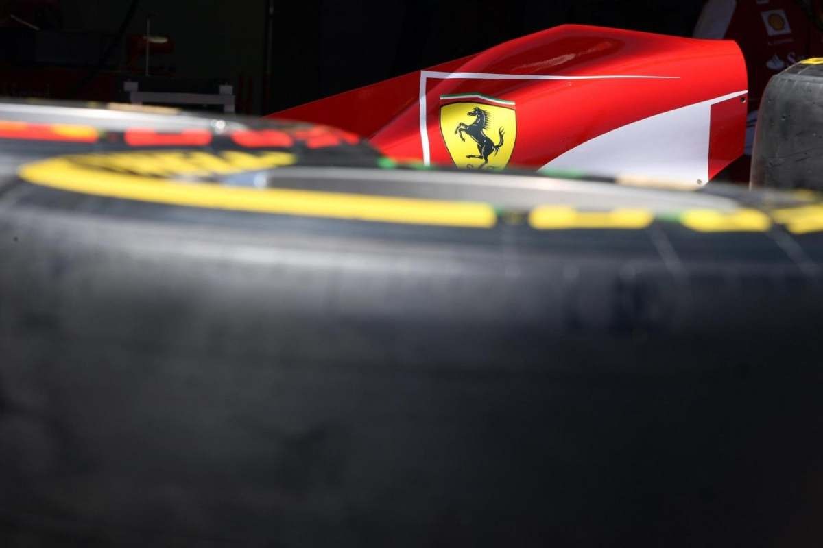 Ferrari Schumacher critica Sainz e Leclerc
