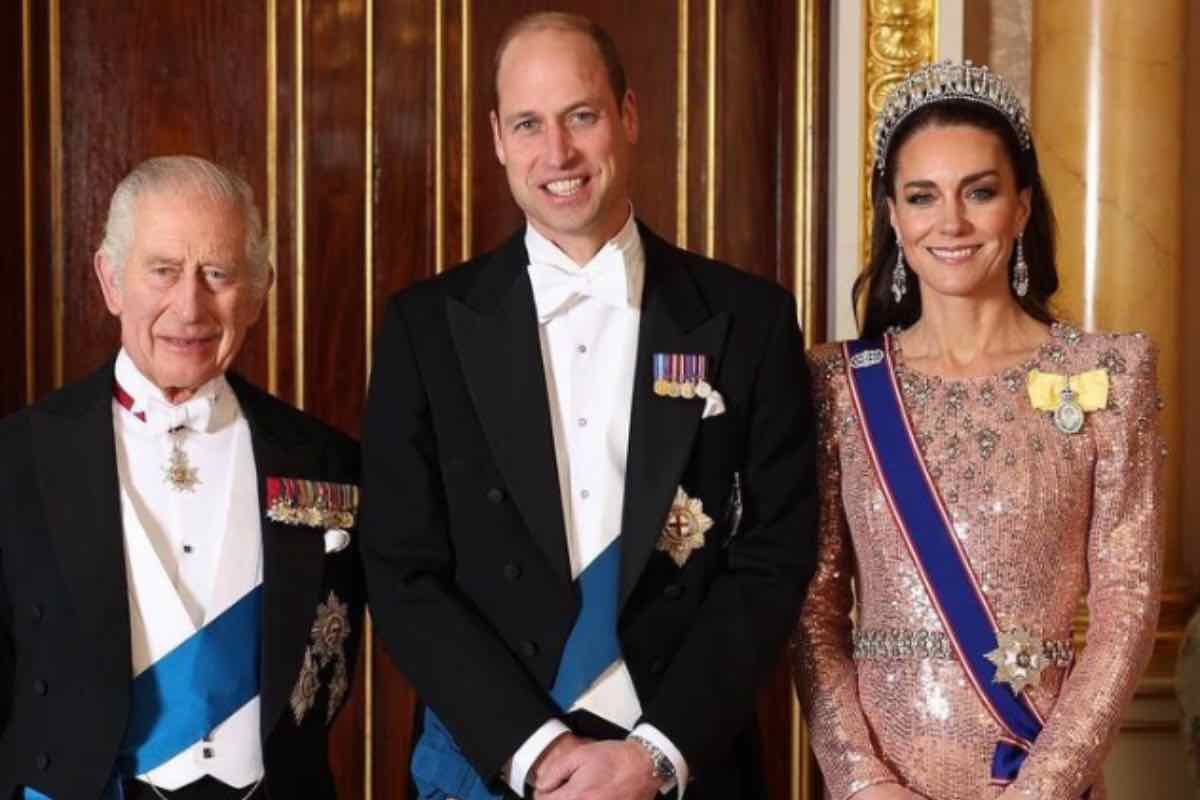 Re Carlo, il gesto per Kate Middleton non passa inosservato